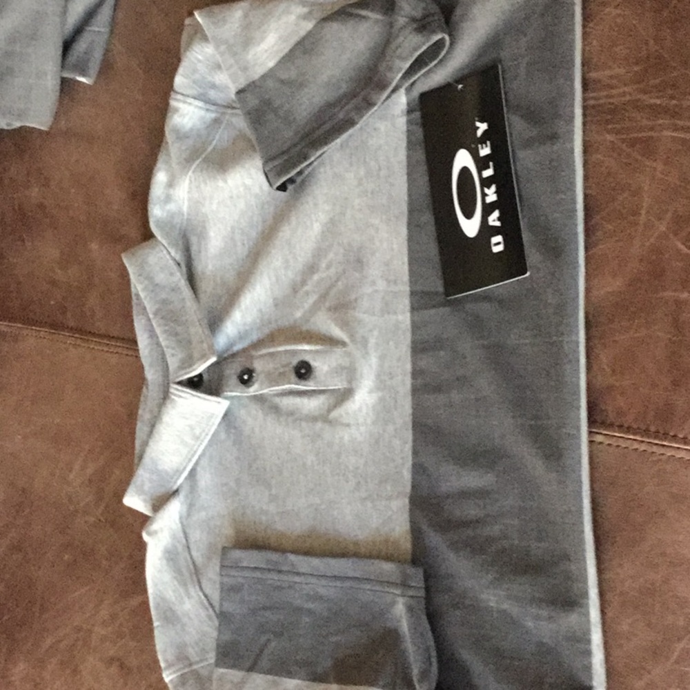 Oakley men’s polo